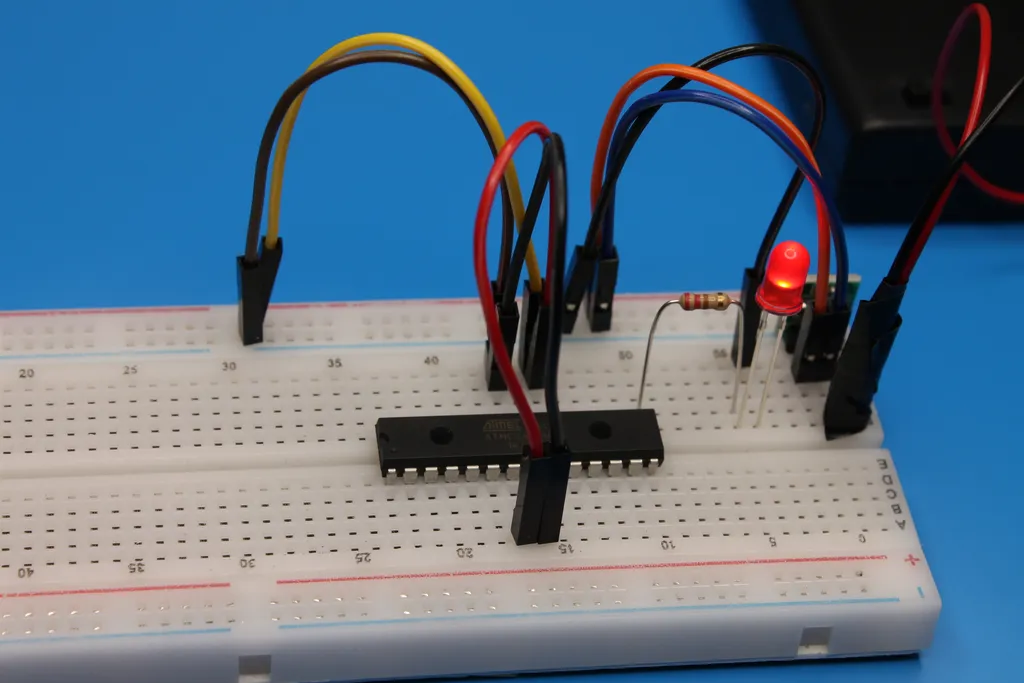 ATmega328P blink